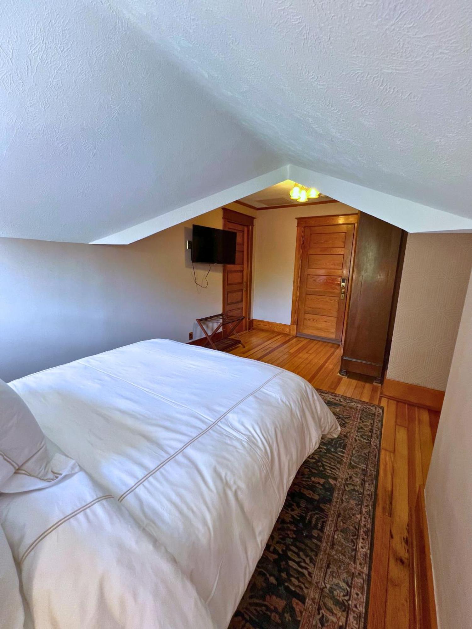 Martha'S Bed And Breakfast Линкольн Экстерьер фото